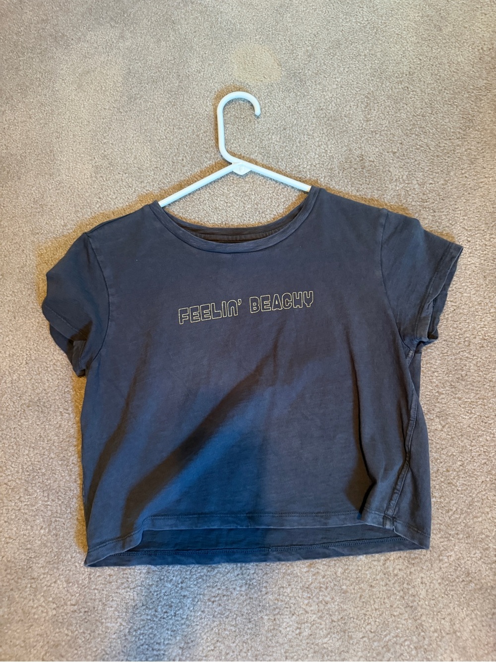 Women’s 'Feelin' Beachy' Graphic Tee